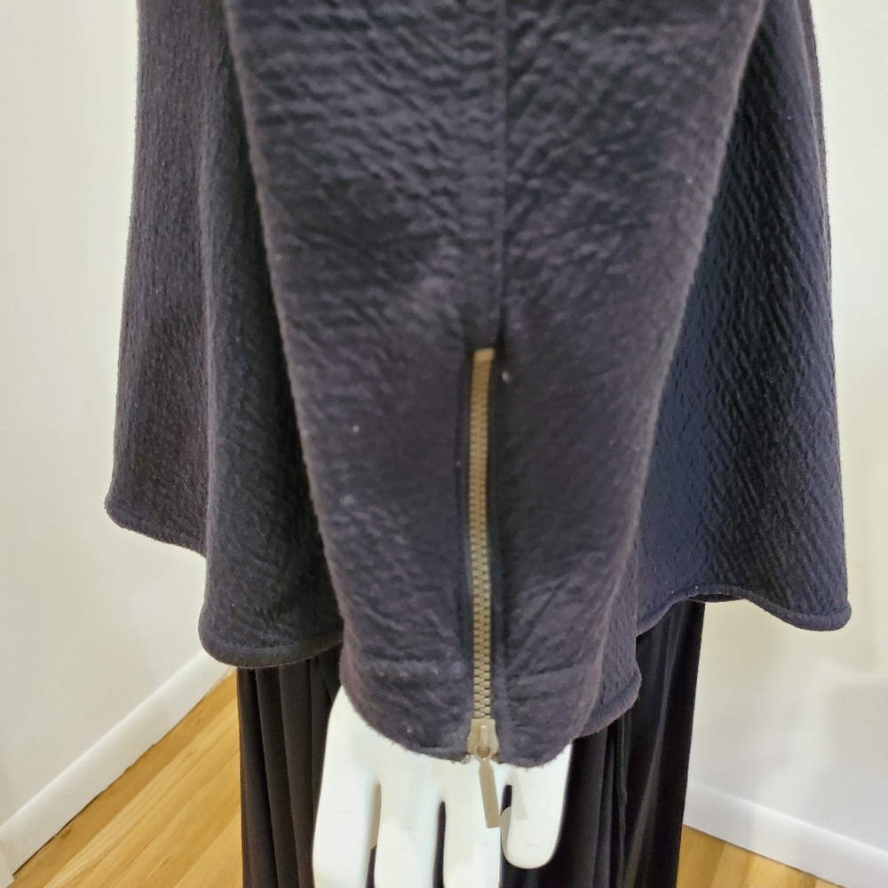 Jacket - Picture 5 of 6